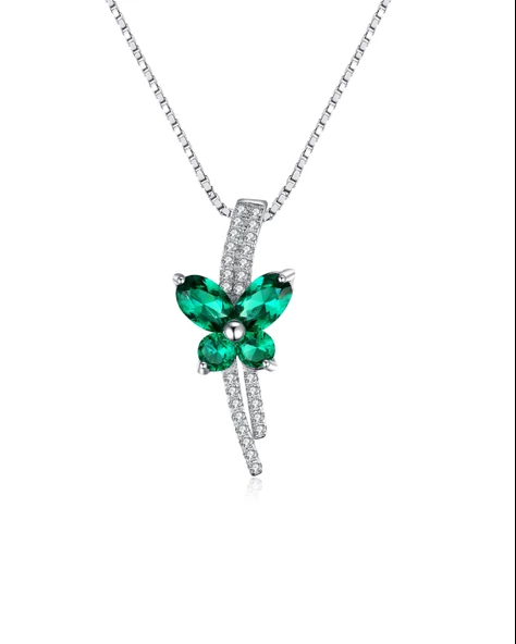Zümrüt Taşlı Işıltılı Diamond Fiyonk Kelebek Kadın Gümüş Kolye ürün görseli 1