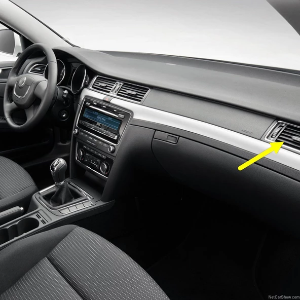 Skoda Superb 2009-2013 Ön Konsol Sağ Havalandırma Izgarası 3T0819702 ürün görseli 1