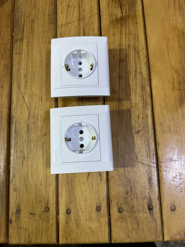 2 adet makel elektirik prizi ürün görseli 1