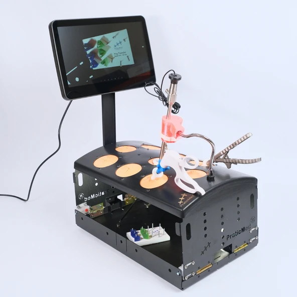Laparoskopi Eğitim Seti - Monitörlü Pro Set - PraticMed ürün görseli 1