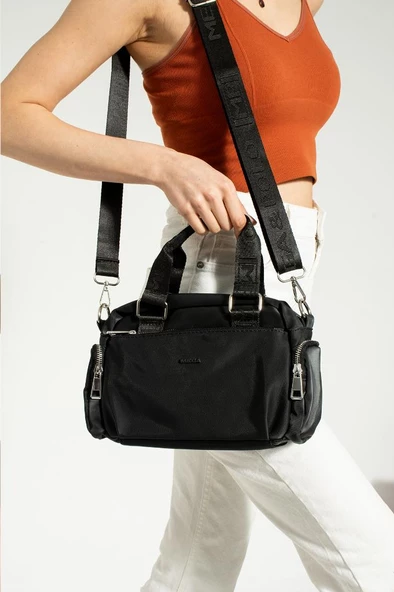Kadın Omuz Çantası 32*22 Cm Çapraz Askılı Postacı Çanta Mega Bag Saten Kumaş Kol Çantası ürün görseli 1