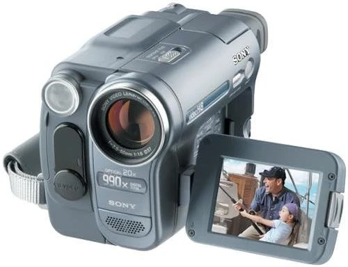 PTTAVM: SONY CCD-TRV238E Hi8(TM) Handycam Video Kamera