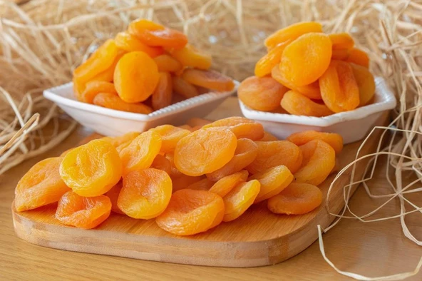 Kuru Sarı Kayısı 1 Kg ürün görseli 1