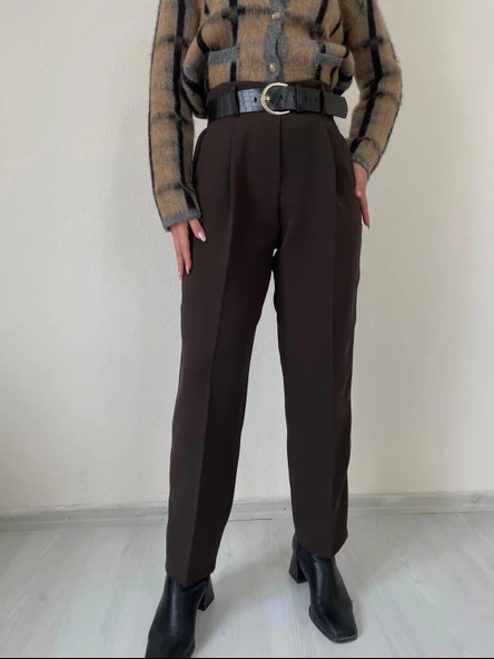 Kadın Kemerli Havuç Pantolon Kahverengi ürün görseli 1