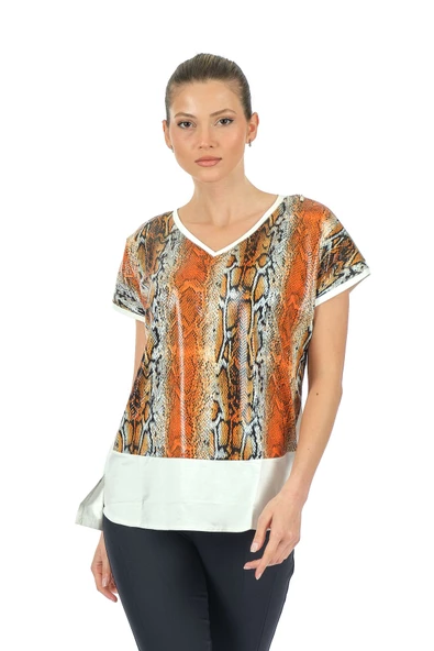Twomail Oversize V Yaka Yılan Desenli Kadın T-Shirt - Kısa Kol ürün görseli 1