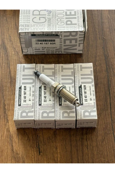Buji Takımı 4 Adet Orijinal Buji Clio 1/2/3/4  1.2 Motor 16v 224018760R ürün görseli 1