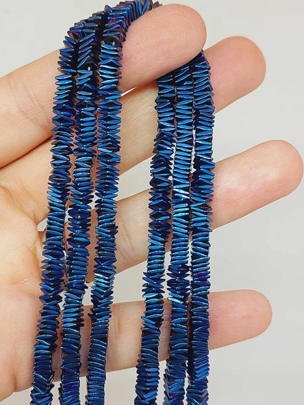 Hematit Taşı Kare Şekilli 1*4mm Dizi (56054) ürün görseli 1