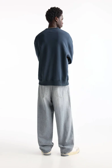 Pull & Bear Bisiklet yaka basic sweatshirt - Resim 2