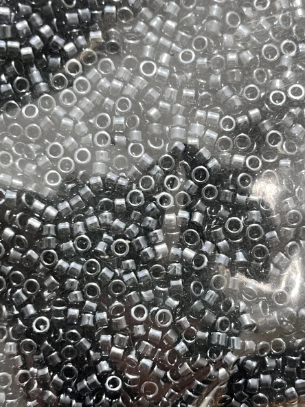 Düz Renkli Cam Boncuk 2-2,5mm 2000 Gram 004 ürün görseli 1