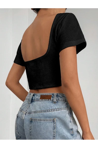Kayık Yaka Siyah Renk Desensiz Sırtı Açık Fitilli Kısa Kollu Likralı Fit Crop Top Bluz ürün görseli 1