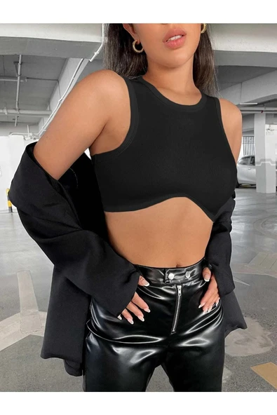 Kadın Siyah Bisiklet Yaka Asimetrik Crop Top Büstiyer ürün görseli 1