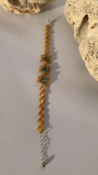 Gold Yeşil ve Hologram Renkli Yıldız Desenli Miyoki Boncuk Bileklik El Yapımı Hediyelik ürün görseli 1
