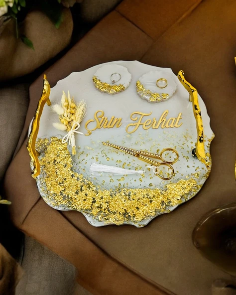Wistful Gold Polyester Söz Tepsisi  gold ürün görseli 1
