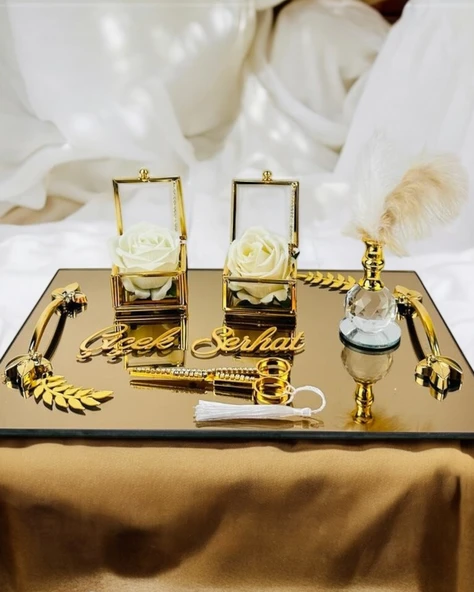 Cherish Gold Söz Nişan Tepsisi  Beyaz ürün görseli 1
