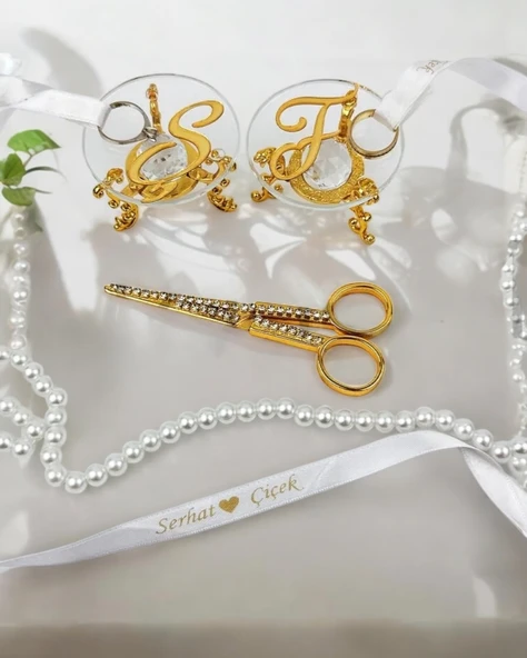 Lucevia Gold Cam Yüzük Yükselticisi Ve Söz Makası Seti  Beyaz ürün görseli 1