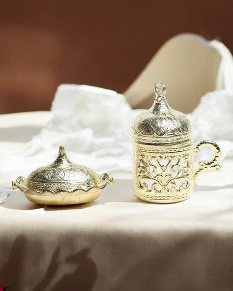 Nia Zamak Damat Kahve Fincanı ve Lokumluk  gold ürün görseli 1