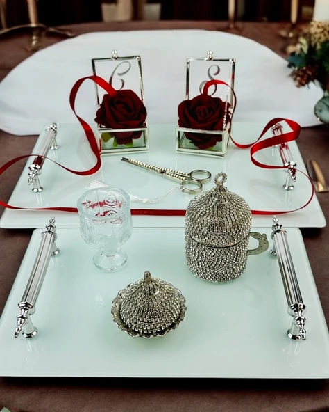 Harmonize Beyaz Söz Tepsisi ve Damat Kahve Fincanı  krem ürün görseli 1