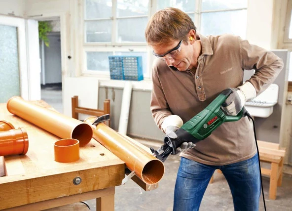 Bosch PSA 700 E Tilki Kuyruğu Testere 710W - Resim 4