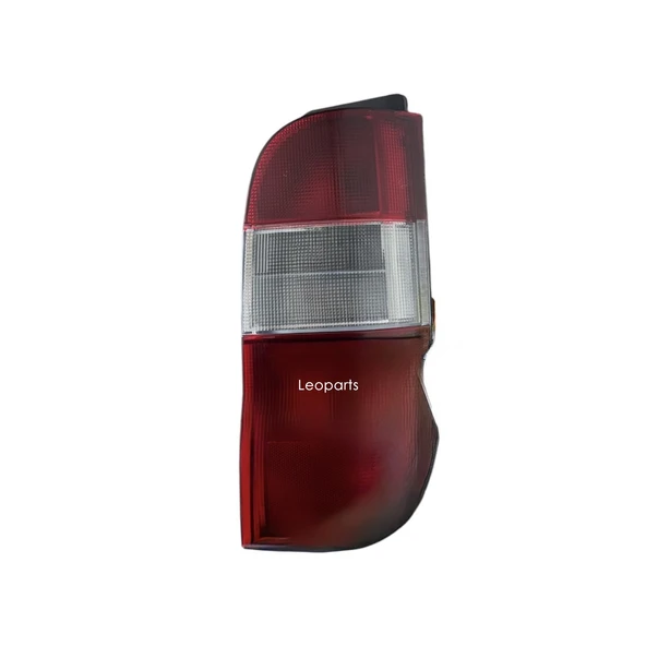 Leoparts Toyota Hiace Stop Lambası Sağ 2000-2008 81561-26130 ürün görseli 1