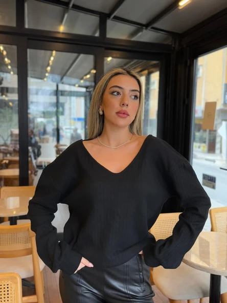 Kadın Uzun Kollu V Yakalı Pencere Sırt Dantel Detaylı Kalın Fitilli Kaşkorse Bluz ürün görseli 1