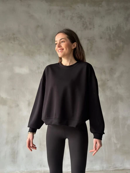 Osy Modal Yumuşak Dokulu Kumaş Bisiklet Yaka Oversize Sweatshirt - Siyah ürün görseli 1