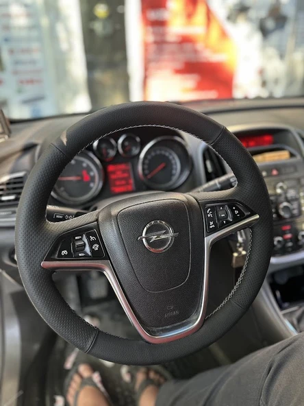 Opel Astra J Kasa Araca Özel Direksiyon Kılıfı (PLASTİK DERİSİZ DİREKSİYONA UYUMLUDUR) ürün görseli 1