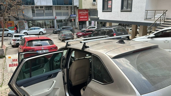 Skoda Rapid Oluksuz Tip Port Bagaj Tavan Çıtası Ara Atkı Kapıdan Sıkıştırmalı ürün görseli 1