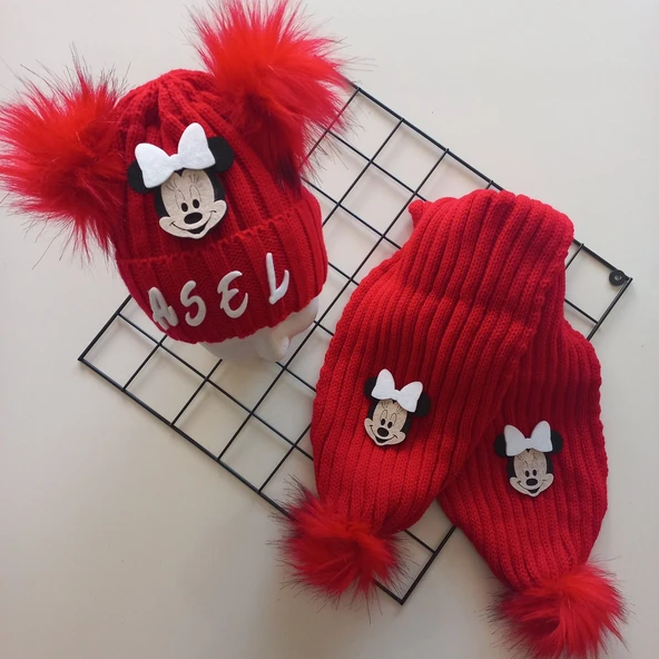 MARS BABY Bebek Kız Çocuk İsimli Kırmızı Beyaz Minnie Çift Ponponlu Atkı Bere Takımı ürün görseli 1