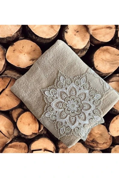 Çeyiz bahçesi peri kadife havlu 50 × 90 ürün görseli 1