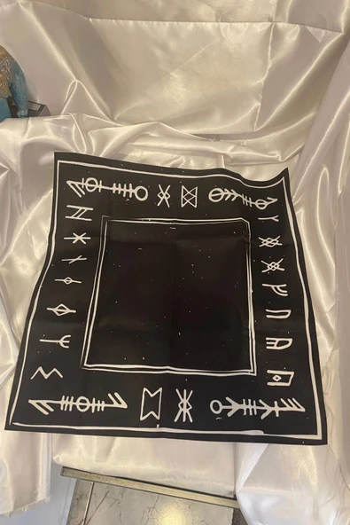 Tarot Örtüsü Sunak Run Taşları Örtüsü Sunak Nordic Runes Örtüsü Sunağı El İşi Ouija ürün görseli 1