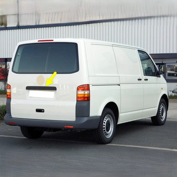 VW Transporter T5 2004-2010 Arka Bagaj Kapağı Çıtası 7E0827329F ürün görseli 1