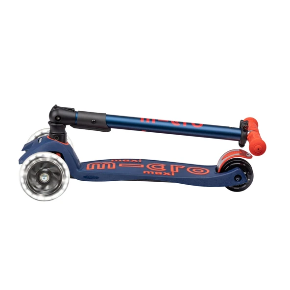 Micro Maxi Scooter Deluxe Foldable 3 Tekerlekli Scooter LED Navy  Lacivert 5-12 Yaş ürün görseli 1