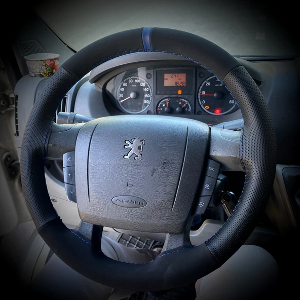DİKİŞLİ DİREKSİYON KILIFI NUBUK NOKTALI DERİ MAVİ YÜZÜK MAVİ DİKİŞLİ PEUGEOT BOXER İÇİN ürün görseli 1