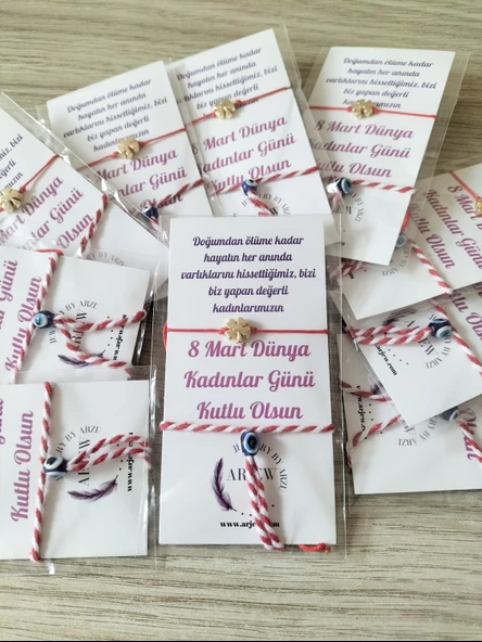 8 Mart Kadınlar Günü Hediyesi Yonca  Bileklik Ve Marteniçka Seti 10 Adet ürün görseli 1