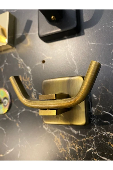Antik Gold Bornozluk Eskitme Askılık Pirinç Premium Paslanmaz Banyo Askılık ürün görseli 1