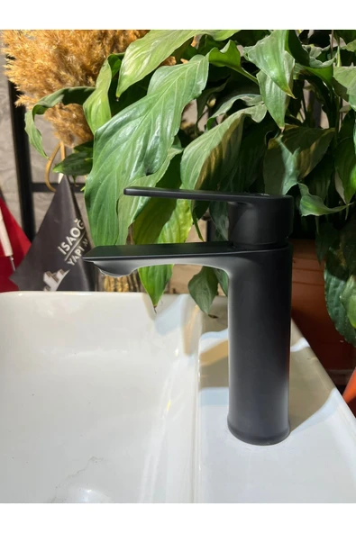 Siyah Lavabo Bataryası Slim Tasarım Kare Armatür Mat Siyah Lavabo Musluğu ürün görseli 1