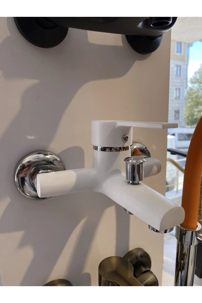 Banyo Bataryası Beyaz Banyo Musluğu Mat Beyaz Duş Bataryası ürün görseli 1