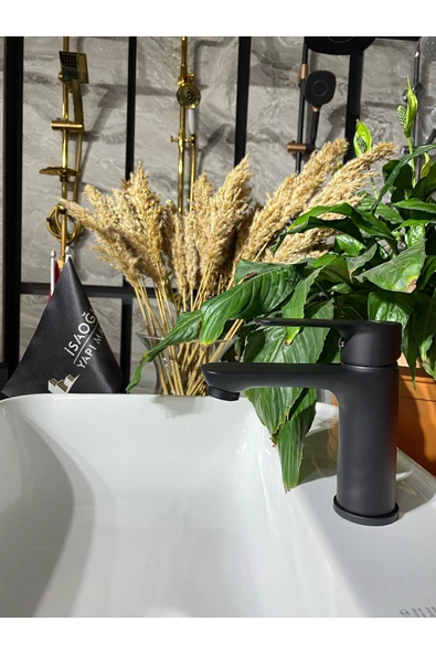 Mat Siyah Dolce Design Lavabo Bataryası Siyah Lavabo Bataryası Siyah Lavabo Musluğu ürün görseli 1
