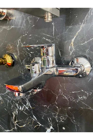 Gümüş Banyo Bataryası Kare Büyük Tasarım Krom Duş Musluğu Banyo Armatür ürün görseli 1