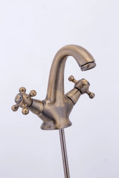 Antik Gold Lavabo Bataryası Eskitme Musluk Batarya Klasik Özel Tasarım Armatür Banyo Musluk ürün görseli 1