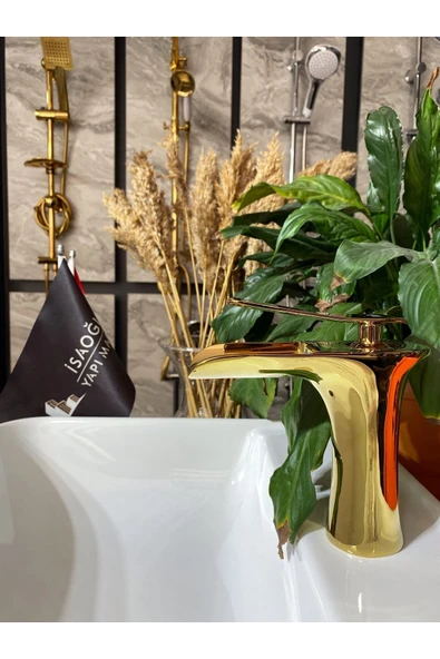 Parlak Gold Şelale Lavabo Bataryası Altın Şelale Lavabo Musluğu Gold Lavabo Bataryası Altın Musluk ürün görseli 1