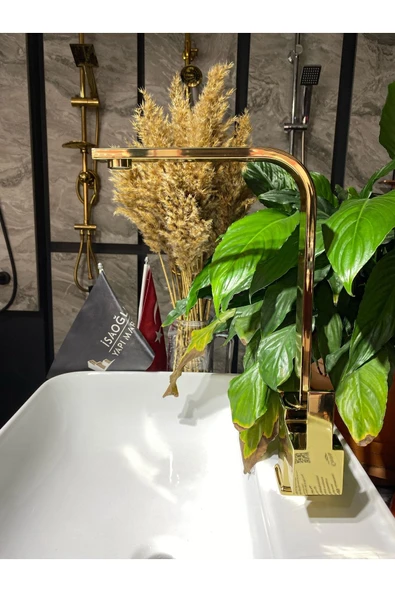 Parlak Gold Mutfak Bataryası Altın Evye Musluk Kare Tasarım Gold Musluk ürün görseli 1