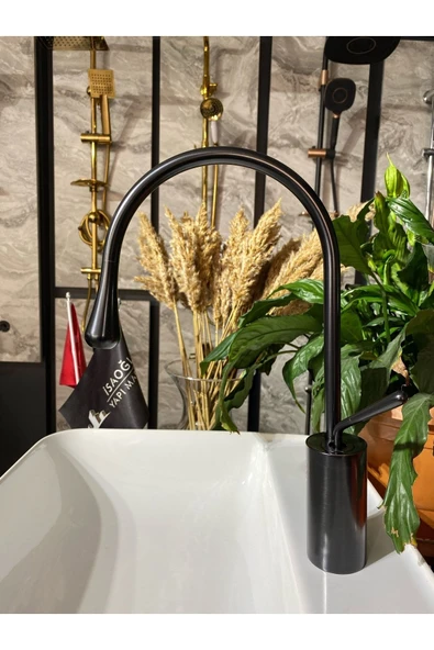 Mat Siyah Drop Design Armatür Mutfak Ve Banyo ürün görseli 1