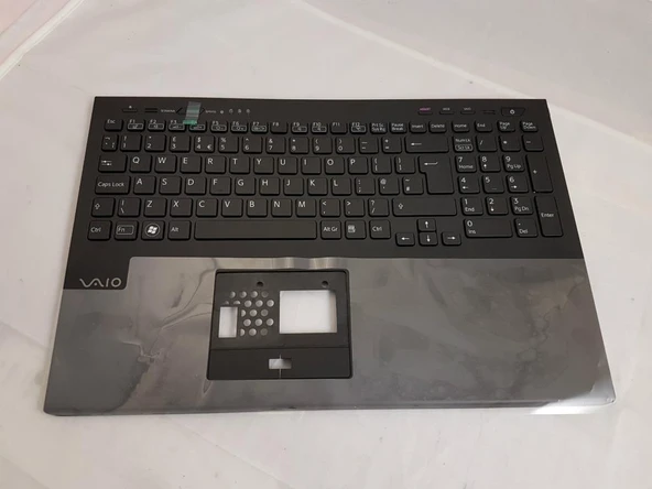 Sony VPCSE1 VPCSE1M1E Klavyesi - Üst Kasa - Siyah - TR - Işıklı ürün görseli 1