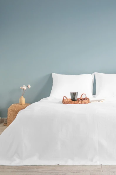 Otel Pikesi Beyaz Büyük Dama Desenli Pike Tek Kişilik 160x230 ürün görseli 1