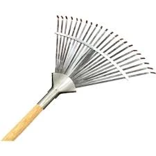 Gardener 10733 Ahşap Saplı Ayarlı Metal Çim Ve Yaprak Toplama Tırmığı ürün görseli 1