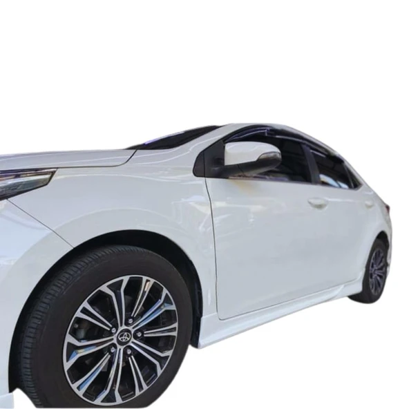 Toyota Corolla Custom Yan Marşpiyel (Plastik) ürün görseli 1