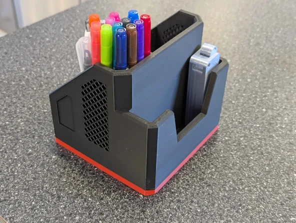 MASAÜSTÜ USB YUVALI KALEMLİK - Resim 2