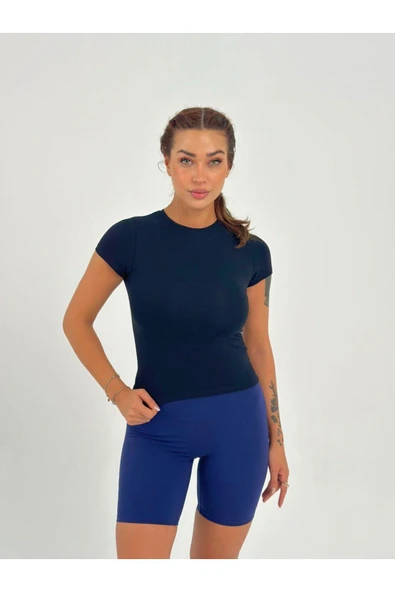 Fitted/vücuda Oturan Crop T-shirt ürün görseli 1