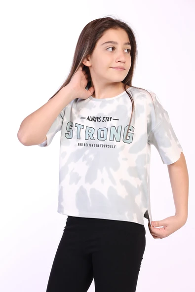 Toontoy Kız Çocuk Strong Baskılı Batikli Tişört ürün görseli 1
